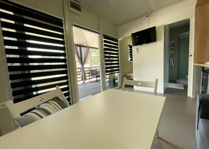 D&i Mobile Dom wakacyjny *