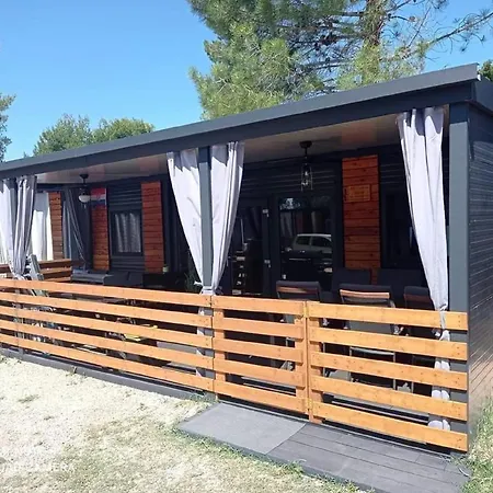Holiday home D&i Mobile Privlaka (Zadar)